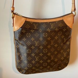 Authentic Louis Vuitton Odeon MM Crossbody